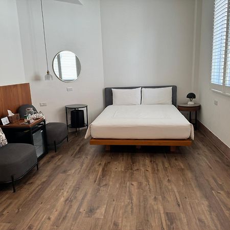 De Provintia Straat B&B Tainan Exterior photo