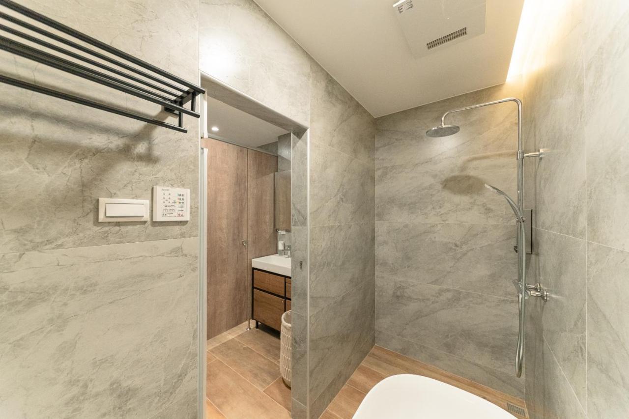 De Provintia Straat B&B Tainan Exterior photo
