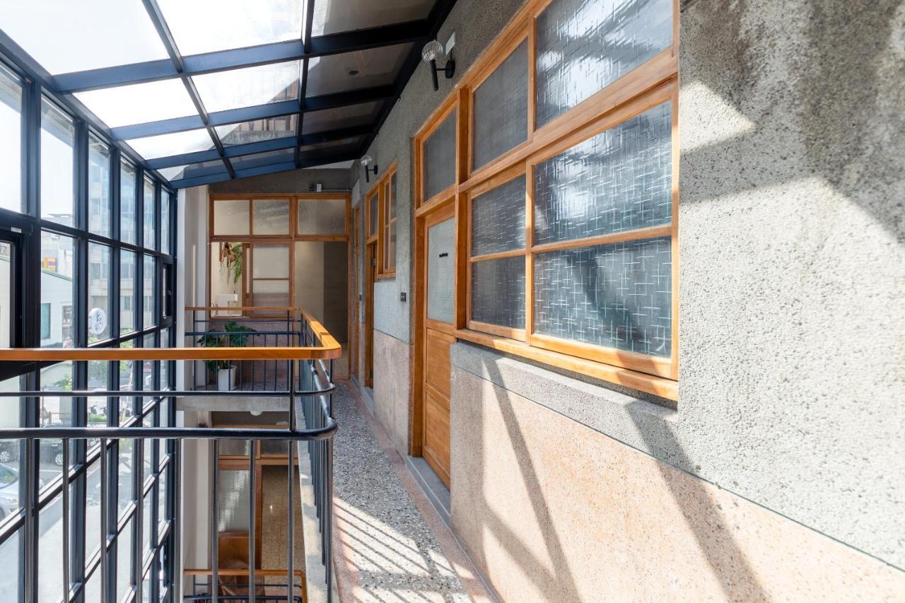 De Provintia Straat B&B Tainan Exterior photo